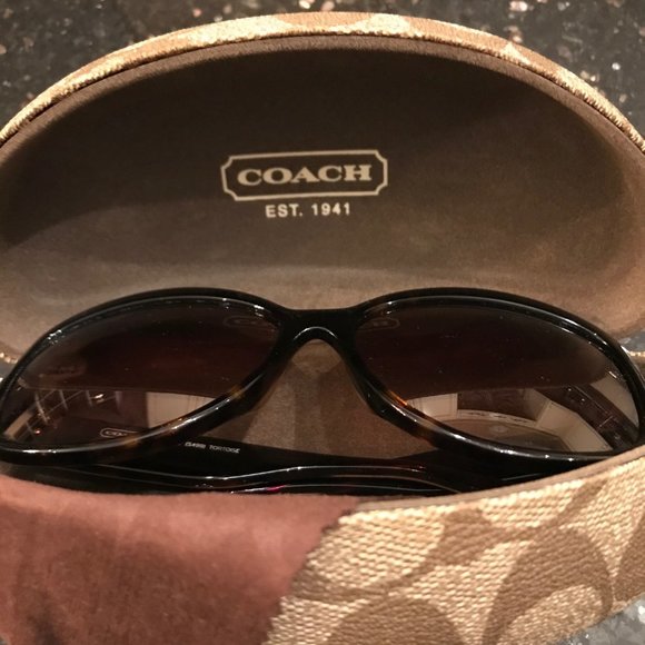 Coach sunglasses great condition - Picture 3 of 10